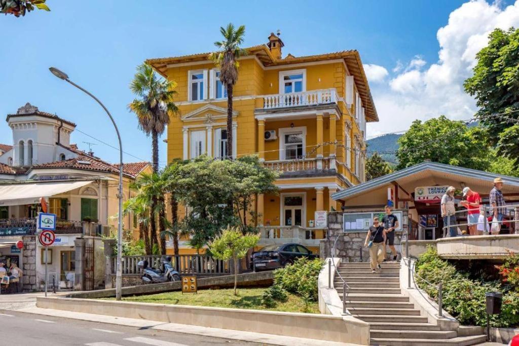 Apartman Barocco 로브란 외부 사진